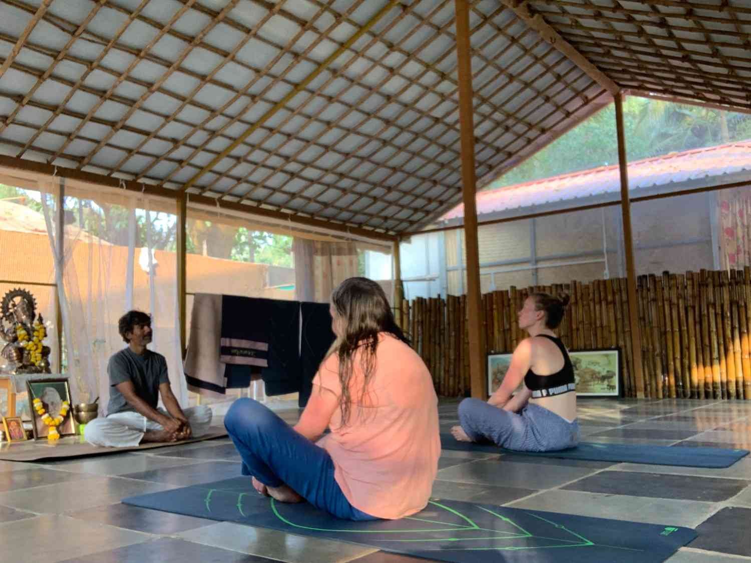 Drop in Yoga